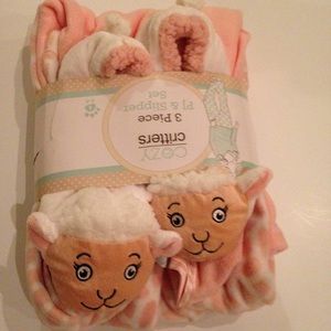 3 piece pj & slipper set.